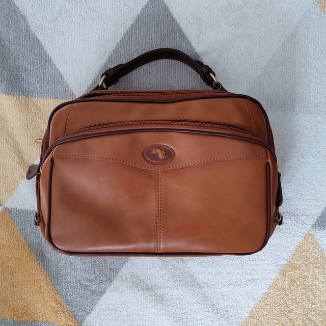 ENDO LUGGAGE(エンドーカバン)のショルダーバック革製品 メンズのバッグ(ショルダーバッグ)の商品写真