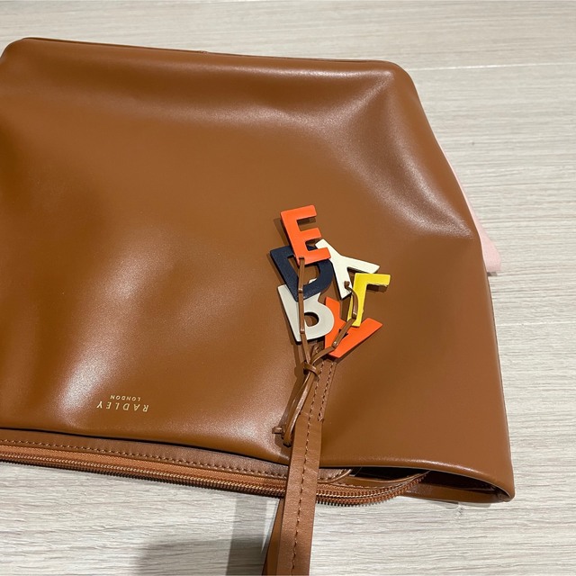 RADLEY LONDON バッグ　ブラウン　茶 レディースのバッグ(トートバッグ)の商品写真