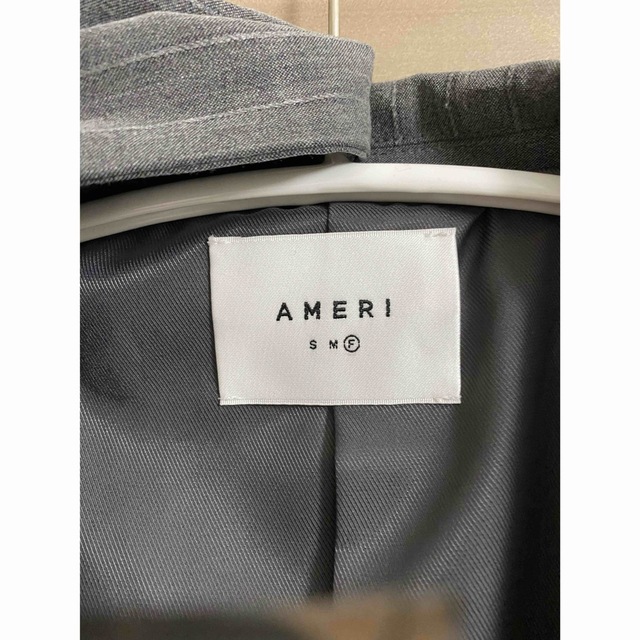 Ameri VINTAGE(アメリヴィンテージ)のameri vintage BIG GATHER PAPA JACKET レディースのジャケット/アウター(テーラードジャケット)の商品写真