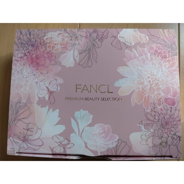 FANCL(ファンケル)のファンケル　プレミアムビューティセレクション コスメ/美容のキット/セット(コフレ/メイクアップセット)の商品写真