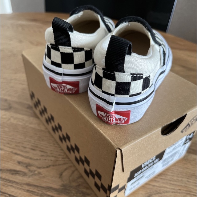 VANS(ヴァンズ)の【Mr.Charles様専用】VANS   KIDS  14cm 箱付き キッズ/ベビー/マタニティのベビー靴/シューズ(~14cm)(スニーカー)の商品写真