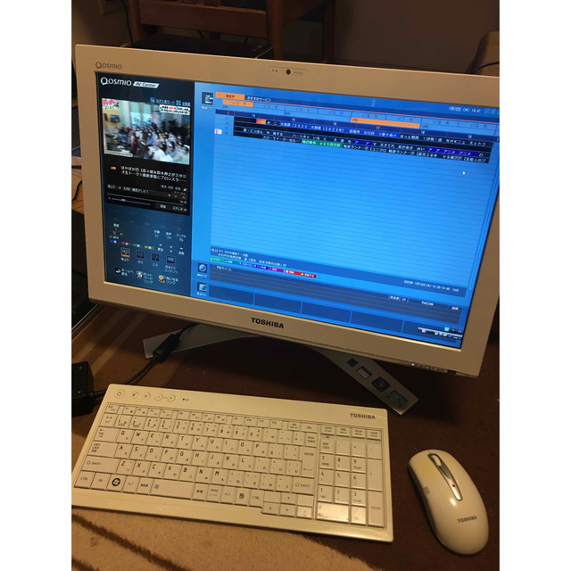 東芝(トウシバ)の【一体型PC】東芝 Qosmio REGZA D711 スマホ/家電/カメラのPC/タブレット(デスクトップ型PC)の商品写真