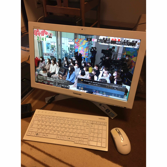 東芝(トウシバ)の【一体型PC】東芝 Qosmio REGZA D711 スマホ/家電/カメラのPC/タブレット(デスクトップ型PC)の商品写真