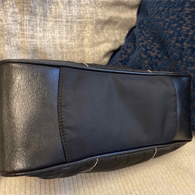 PRADA／ナイロンレザーハンドバッグ レディースのバッグ(ハンドバッグ)の商品写真