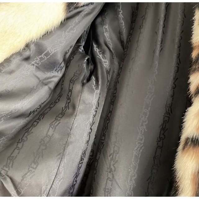 カルヴェン CARVEN フェイクファーコート | ticontrack.com