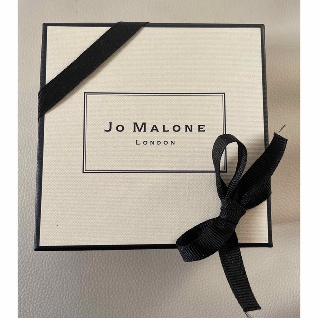 Jo Malone(ジョーマローン)のJo Malone  ポメグラネート ノアール ソープ 100g コスメ/美容のボディケア(ボディソープ/石鹸)の商品写真