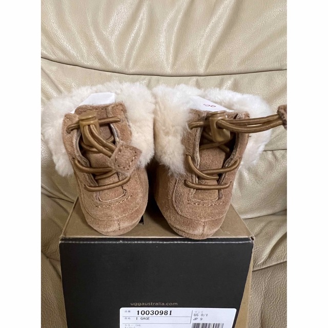 UGG(アグ)のUGG ベビーブーツ　sizeXS 〜12ヶ月　未使用 キッズ/ベビー/マタニティのベビー靴/シューズ(~14cm)(ブーツ)の商品写真