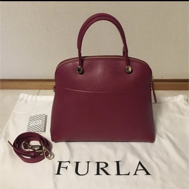 Furla(フルラ)のFURLA パイパー レディースのバッグ(ハンドバッグ)の商品写真