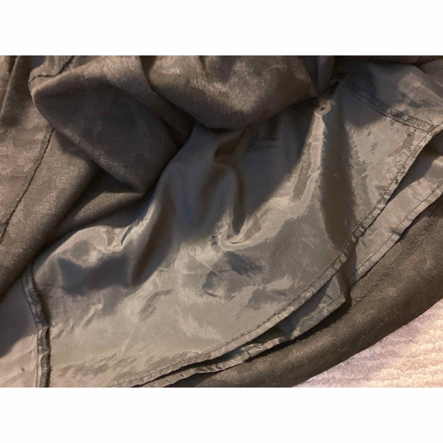 UNIQLO(ユニクロ)のユニクロ迷彩スカート黒M レディースのスカート(ひざ丈スカート)の商品写真