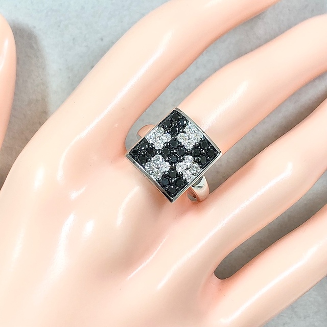 ブラック ダイヤモンド K18WG 1.00ct ダイヤ リング 指輪 千鳥格子