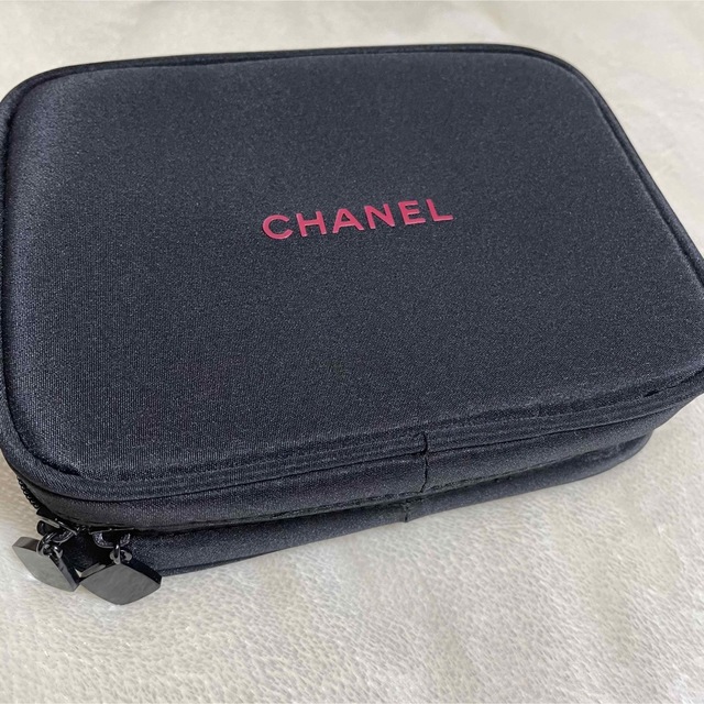 CHANEL(シャネル)のCHANEL ブラシセット コスメ/美容のベースメイク/化粧品(その他)の商品写真