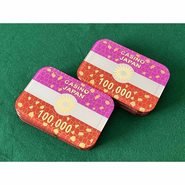 美品 カジノ 角チップ100,000(拾万) オレンジ ×10枚セット 美品 カジノ 角チップ100,000(拾万) オレンジ ×10枚セット