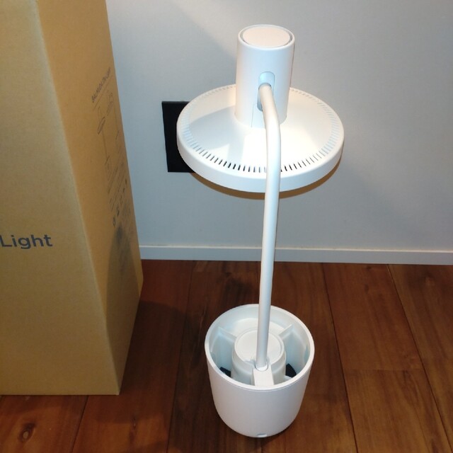 BALMUDA The Light バルミューダ ザ・ライト 白 電気スタンド BALMUDA The Light バルミューダ ザ・ライト 白 電気スタンド