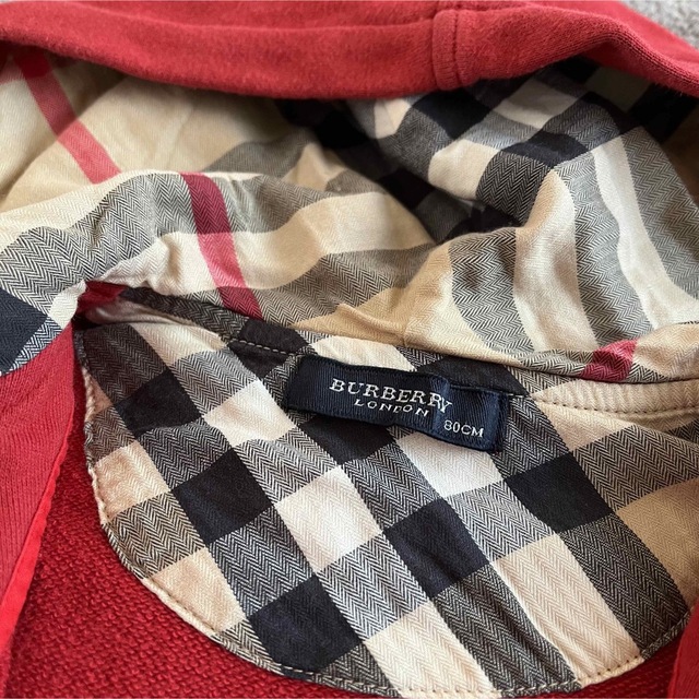 BURBERRY(バーバリー)のBURBERRY バーバリー ８０ ベビー パーカー  赤 キッズ/ベビー/マタニティのベビー服(~85cm)(カーディガン/ボレロ)の商品写真