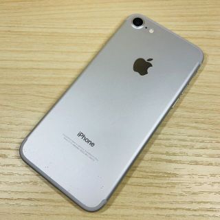 アップル(Apple)のﾊﾞｯﾃﾘｰ96％ SIMﾛｯｸ解除済 iPhone7 32GB P12(スマートフォン本体)