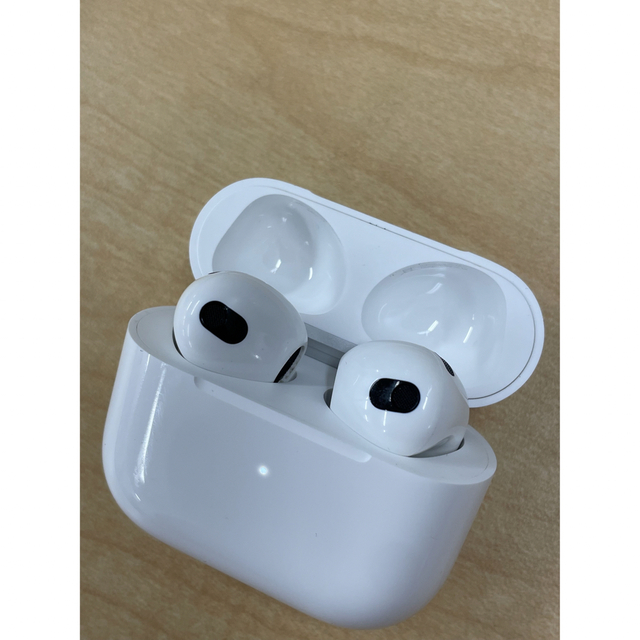 値引き　Apple AirPods 第3世代　MME73J/A