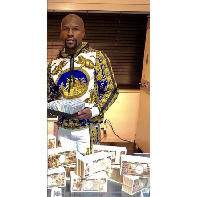 オープニングセール】 Gianni バロッコ柄パーカー M白黒青金 VERSACE