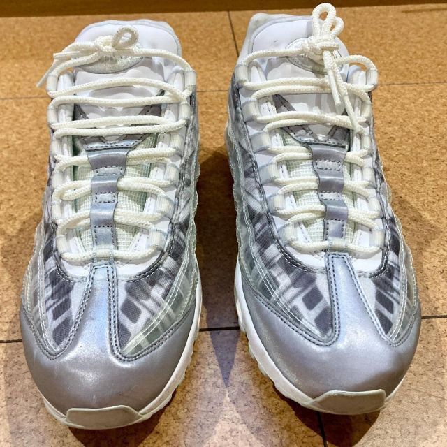 NIKE(ナイキ)のエアマックス 95 NIKE AIR MAX 95 DNA Sail 26cm メンズの靴/シューズ(スニーカー)の商品写真