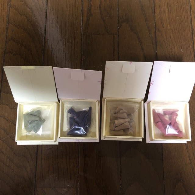 アロマフォンテーヌお香4箱セット コスメ/美容のリラクゼーション(お香/香炉)の商品写真