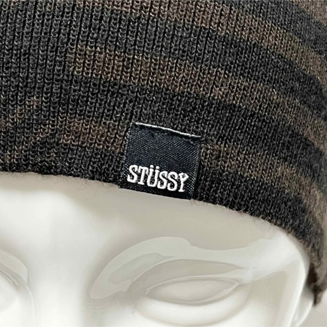 STUSSY(ステューシー)の【超希少美品】90’s OLD STUSSY シャネルロゴタグビーニーBRW② メンズの帽子(ニット帽/ビーニー)の商品写真