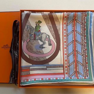 Hermes - 雑誌掲載 エルメス 2022 SS カレ90 ダブルフェイス スカーフ
