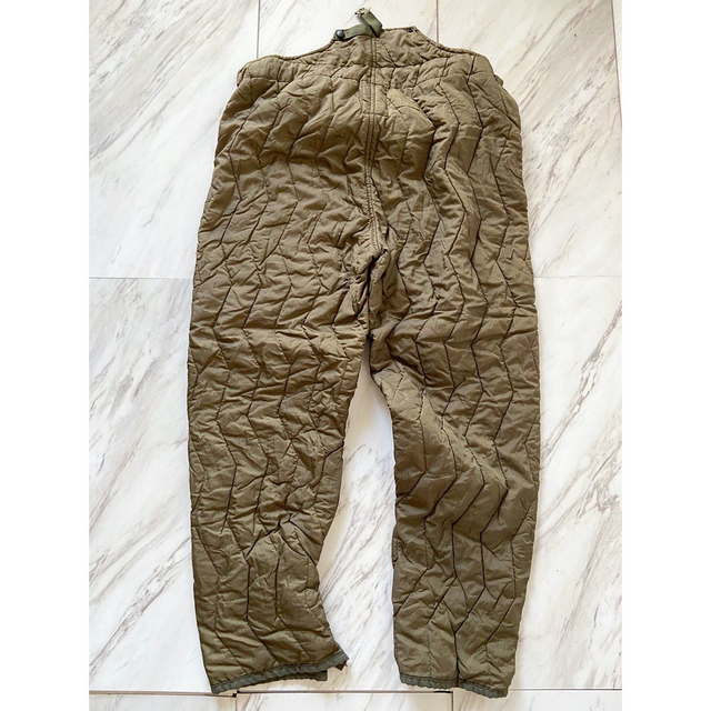 MILITARY - vintage 美品 ドイツ軍 中綿入り パデッド キルティング