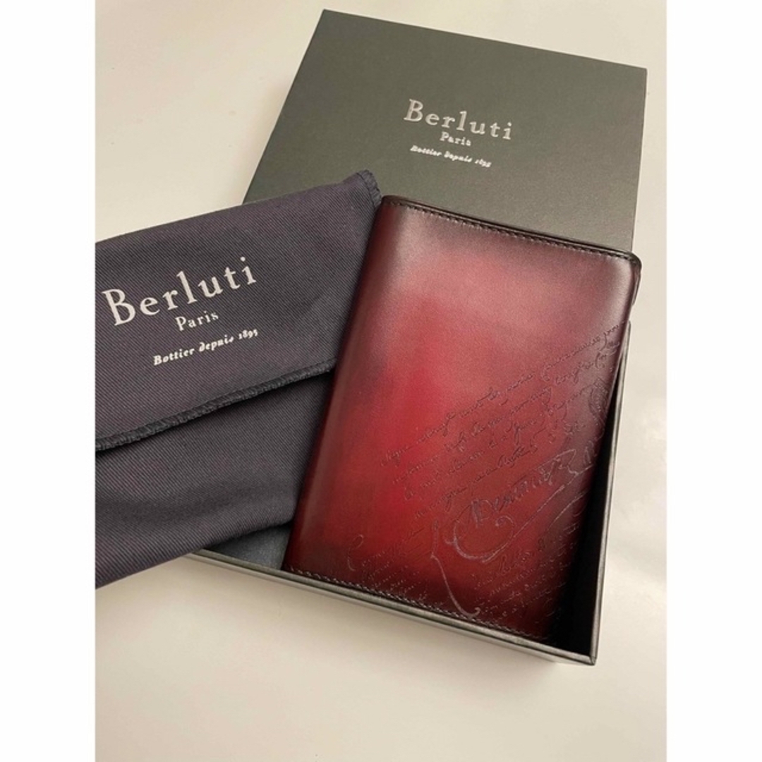 当社の Berluti ベルルッティ パスポートホルダー - 名刺入れ+定期入れ ...