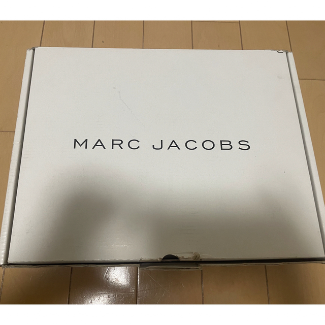 MARC JACOBS(マークジェイコブス)のクラッチバッグ レディースのバッグ(クラッチバッグ)の商品写真