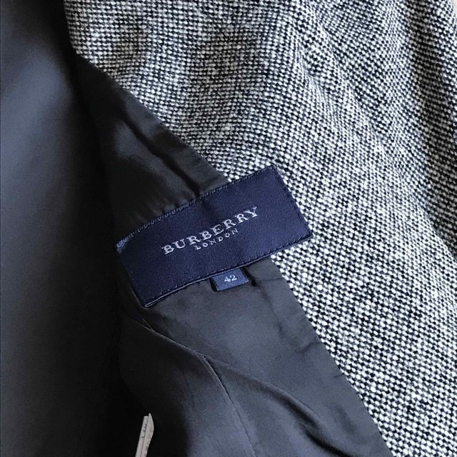 BURBERRY(バーバリー)の【大きいサイズ】BURBERRY バーバリー テーラードジャケット ウール レディースのジャケット/アウター(テーラードジャケット)の商品写真