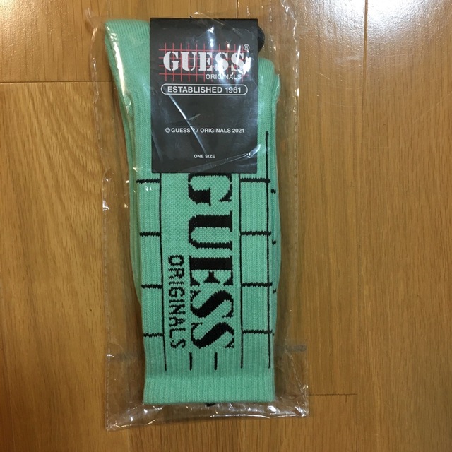 GUESS(ゲス)のGUESS メンズソックス メンズのレッグウェア(ソックス)の商品写真