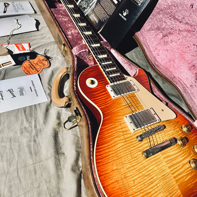 Gibson 60th Anniversary 1959 LP Hand