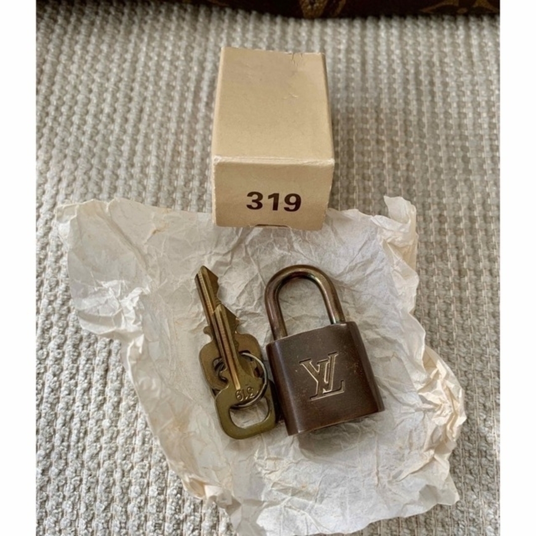 LOUIS VUITTON(ルイヴィトン)の美品❣️LOUIS VUITTON スピーディ25 モノグラム　ゴールド金具 レディースのバッグ(ハンドバッグ)の商品写真