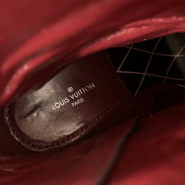 LOUIS VUITTON(ルイヴィトン)の5802 ヴィトン シルエットライン レザー モノグラム アンクルブーツ レディースの靴/シューズ(ブーツ)の商品写真