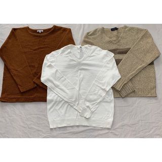 ユニクロ(UNIQLO)の☆ユニクロVネックカットソー白☆Vネックニット☆ GLOBALWORKニット☆(ニット/セーター)