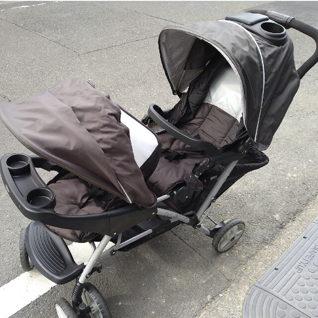 Greco(グレコ)のGRACO DUO GLIDER グレコ デュオグライダー 2人乗り キッズ/ベビー/マタニティの外出/移動用品(ベビーカー/バギー)の商品写真