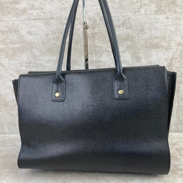 良品 フルラ ビジネスバッグ トートバッグ A4収納 ブランドロゴ レザー 黒