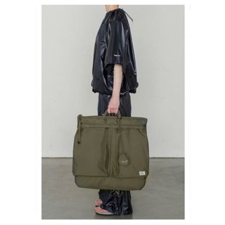 HYKE - 【新品 送料込 即納】porter × HYKE helmet bag オリーブの通販