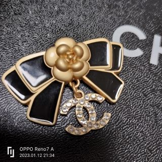 シャネル ブローチの通販 4,000点以上 | CHANELを買うならラクマ