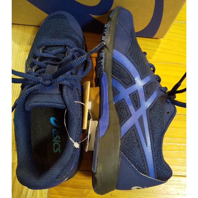 LAZERBEAM（ASICS）(レーザービーム)の新品★asics　アシックス　レーザービーム　スニーカー キッズ/ベビー/マタニティのキッズ靴/シューズ(15cm~)(スニーカー)の商品写真