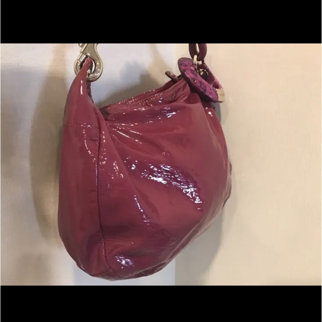 JIMMY CHOO(ジミーチュウ)の定価20万円程 ジミーチュウ 🤎 赤パープル 肩がけ & ハンドバッグ レディースのバッグ(ハンドバッグ)の商品写真