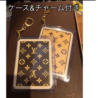 ルイヴィトン(LOUIS VUITTON)の【ケース＆チャーム付】LOUIS VUITTON モノグラム　2枚セット(キーホルダー)