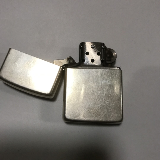 zippo スターリングシルバー ヴィンテージ 人気の商品 niskevesti.rs