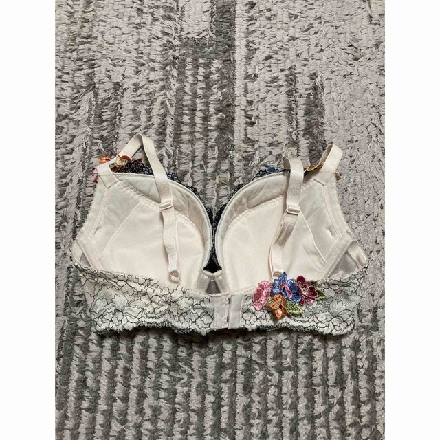 在庫一掃 サルート E75 M 59G フォークロア PI 店舗限定 ki-festival.de