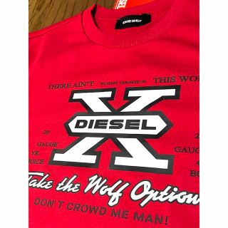 ディーゼル(DIESEL)のDIESEL  新品未使用　Lサイズ　スウェット　トレーナー　赤　ディーゼル(スウェット)