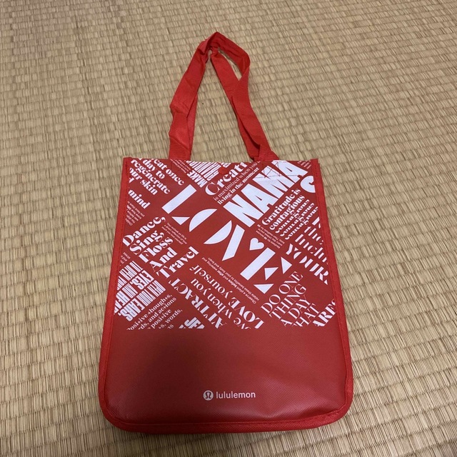 lululemon(ルルレモン)のlululemon  バッグ レディースのバッグ(ショップ袋)の商品写真