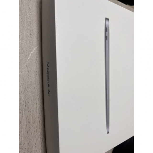 Apple(アップル)のほぼ新品MacBook Air M1チップ搭載 2020年モデル 13インチ スマホ/家電/カメラのPC/タブレット(ノートPC)の商品写真
