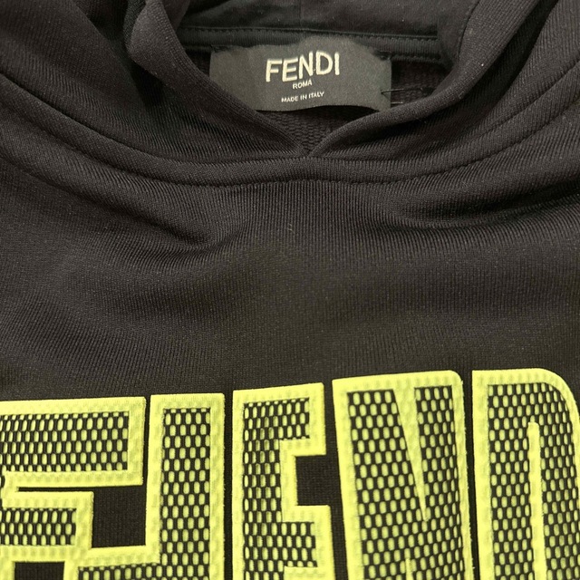 激レア　美品FENDI パーカーセットアップ　ブラック×イエロー