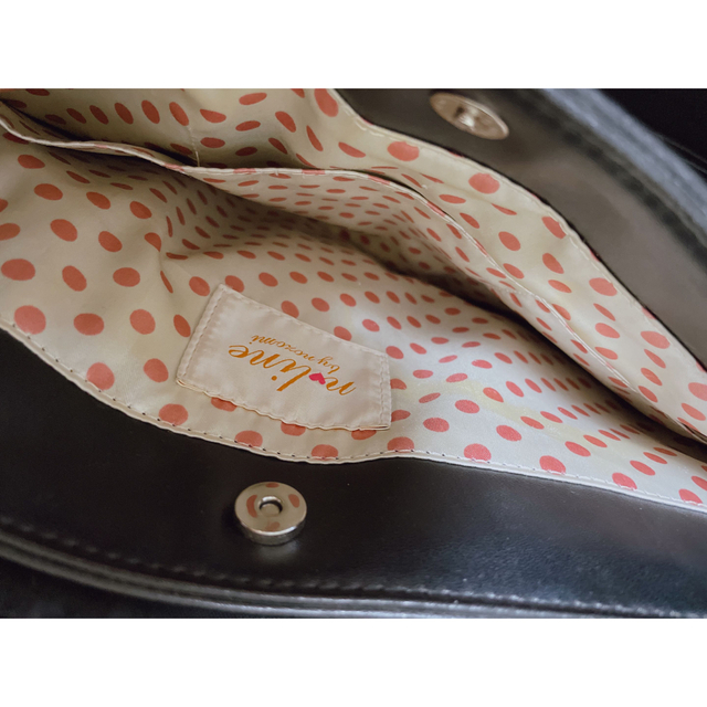 青山(アオヤマ)の鞄　洋服の青山✨黒【美品】着払い レディースのバッグ(ハンドバッグ)の商品写真