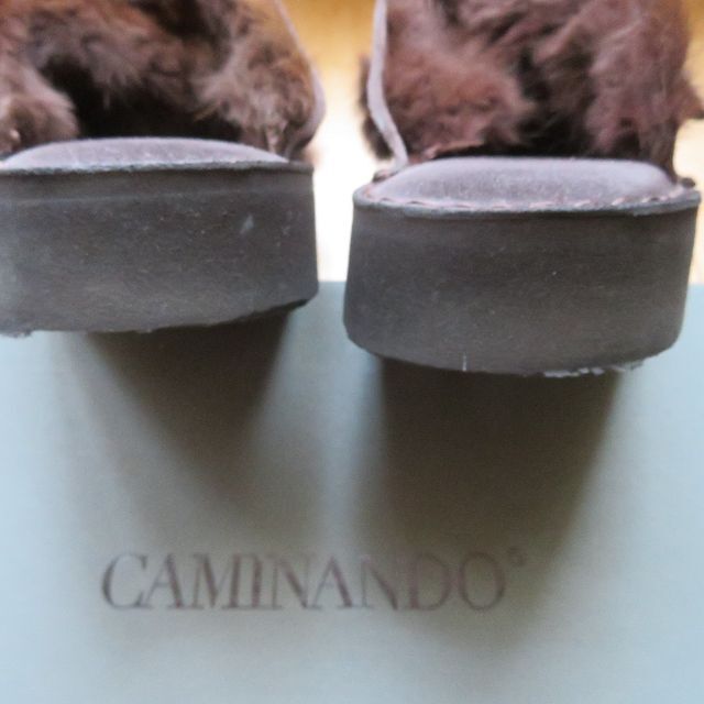 L'Appartement DEUXIEME CLASSE(アパルトモンドゥーズィエムクラス)のアパルトモン  CAMINANDO FUR SANDAL 37 レディースの靴/シューズ(サンダル)の商品写真