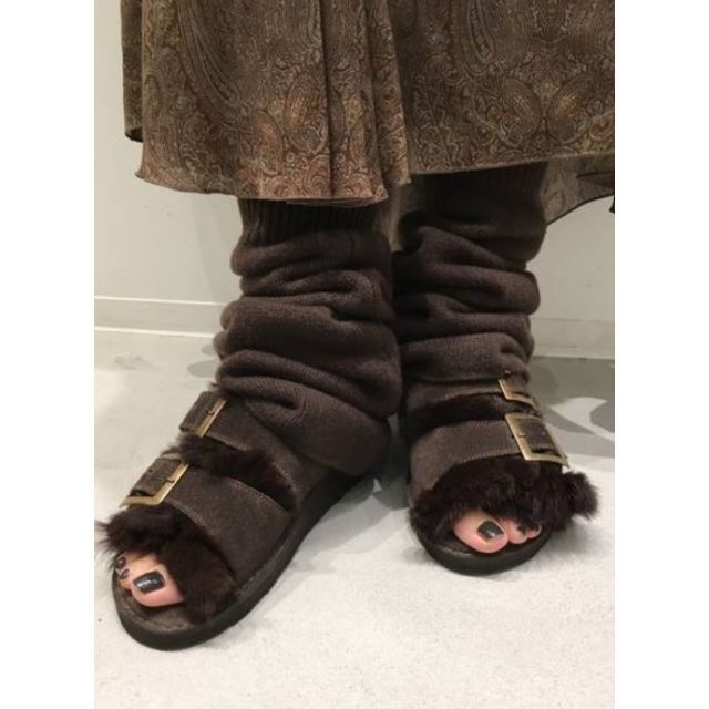 L'Appartement DEUXIEME CLASSE(アパルトモンドゥーズィエムクラス)のアパルトモン  CAMINANDO FUR SANDAL 37 レディースの靴/シューズ(サンダル)の商品写真